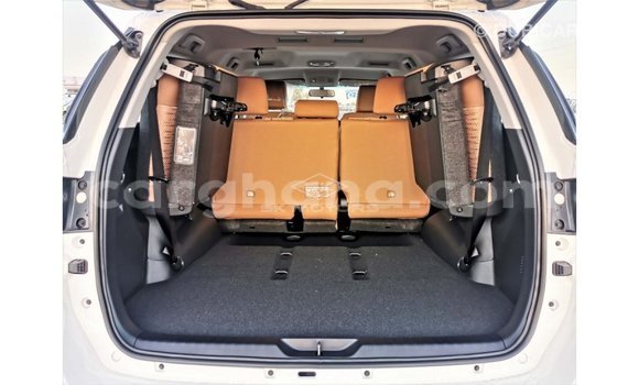 Buy Import Toyota Fortuner White Car in Import - Dubai in Ashanti Buy Import Toyota Fortuner White Car in Import - Dubai in Ashanti