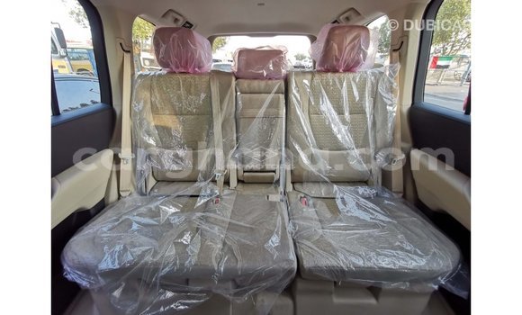 Ra Imported Toyota Land Cruiser funfun Ọkọ̀ in Import - Dubai ni Ashanti Ra Imported Toyota Land Cruiser funfun Ọkọ̀ in Import - Dubai ni Ashanti