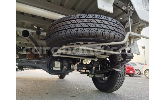 Ra Imported Suzuki Carry funfun Ọkọ̀ akẹ́rù ńlá in Import - Dubai ni Ashanti Ra Imported Suzuki Carry funfun Ọkọ̀ akẹ́rù ńlá in Import - Dubai ni Ashanti