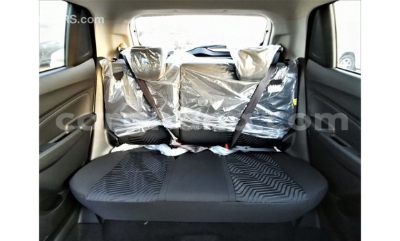 Buy Import Suzuki Swift White Car in Import - Dubai in Ashanti Buy Import Suzuki Swift White Car in Import - Dubai in Ashanti