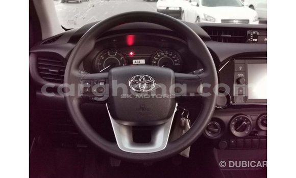 Ra Imported Toyota Hilux funfun Ọkọ̀ in Import - Dubai ni Ashanti Ra Imported Toyota Hilux funfun Ọkọ̀ in Import - Dubai ni Ashanti