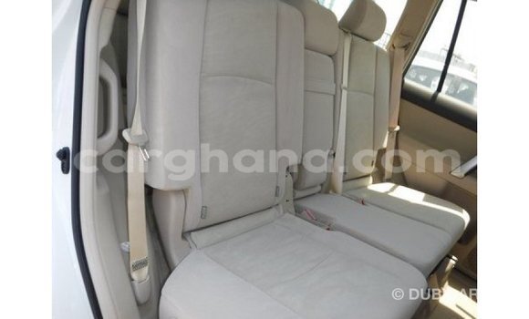 Buy Import Toyota Prado White Car in Import - Dubai in Ashanti Buy Import Toyota Prado White Car in Import - Dubai in Ashanti