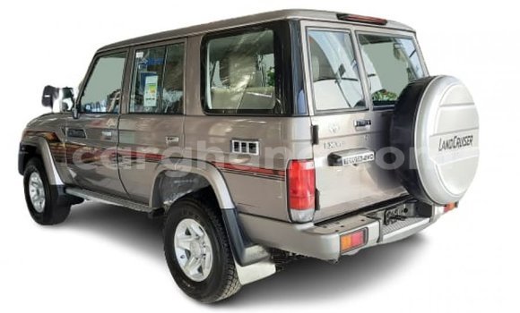 Sayi Imported Toyota Land Cruiser Brown Mota in Import - Dubai a Ashanti Sayi Imported Toyota Land Cruiser Brown Mota in Import - Dubai a Ashanti