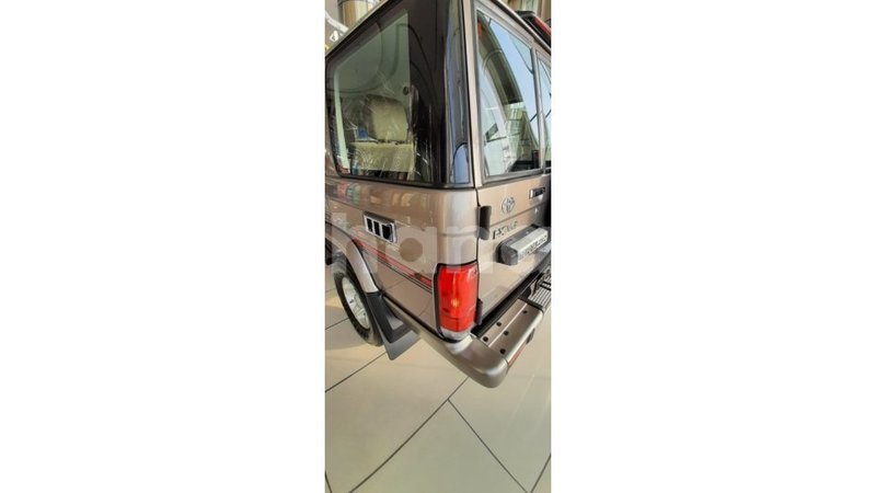 Big with watermark toyota land cruiser ashanti import dubai 39650