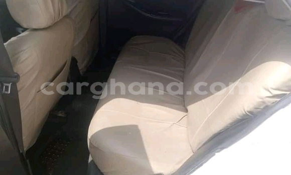 Ra Àlòkù Toyota Corolla funfun Ọkọ̀ in Berekum ni Brong-Ahafo Ra Àlòkù Toyota Corolla funfun Ọkọ̀ in Berekum ni Brong-Ahafo