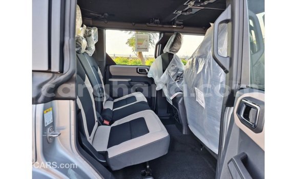 Ra Imported Ford Bronco funfun Ọkọ̀ in Import - Dubai ni Ashanti Ra Imported Ford Bronco funfun Ọkọ̀ in Import - Dubai ni Ashanti