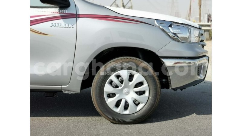 Big with watermark toyota hilux ashanti import dubai 39723