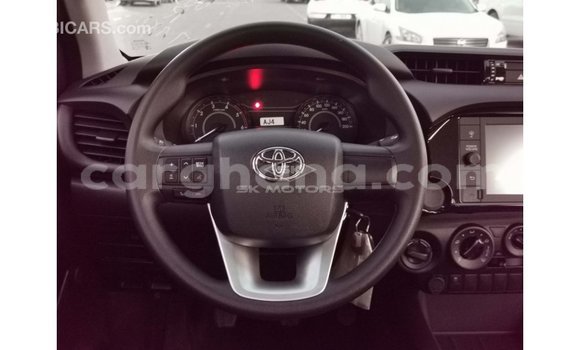 Buy Import Toyota Hilux White Car in Import - Dubai in Ashanti Buy Import Toyota Hilux White Car in Import - Dubai in Ashanti