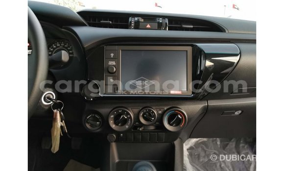 Buy Import Toyota Hilux White Car in Import - Dubai in Ashanti Buy Import Toyota Hilux White Car in Import - Dubai in Ashanti