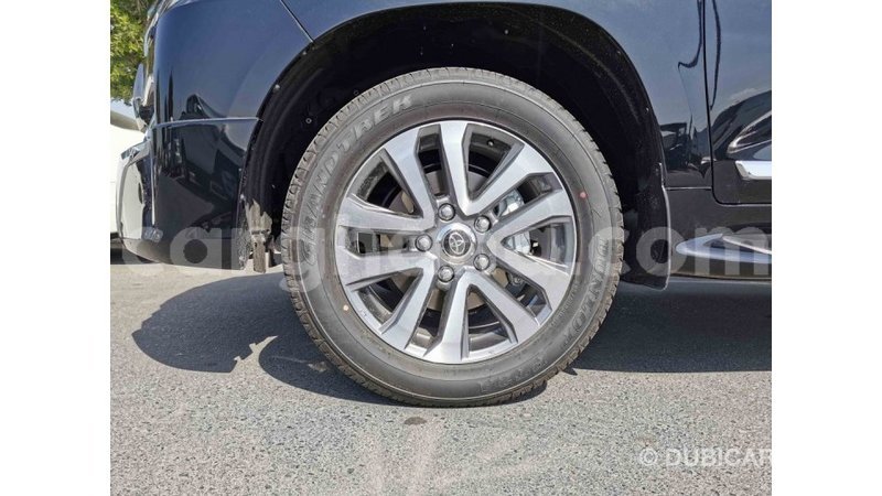 Big with watermark toyota land cruiser ashanti import dubai 39725