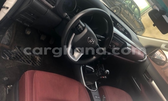 Buy Used Toyota Hilux White Car in Tema in Greater Accra Buy Used Toyota Hilux White Car in Tema in Greater Accra