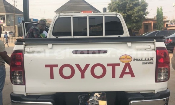Buy Used Toyota Hilux White Car in Tema in Greater Accra Buy Used Toyota Hilux White Car in Tema in Greater Accra
