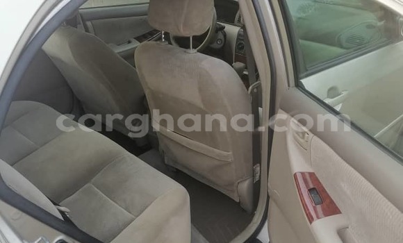 Sayi Na hannu Toyota Corolla Azurfa Mota in Sekondi–Takoradi Metropolitan a Yamma Sayi Na hannu Toyota Corolla Azurfa Mota in Sekondi–Takoradi Metropolitan a Yamma