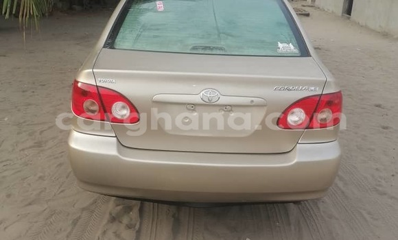 Sayi Na hannu Toyota Corolla Azurfa Mota in Sekondi–Takoradi Metropolitan a Yamma Sayi Na hannu Toyota Corolla Azurfa Mota in Sekondi–Takoradi Metropolitan a Yamma