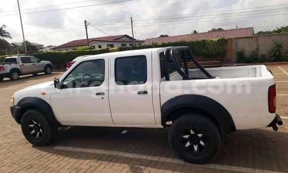 Buy Used Nissan Hardbody White Car in Accra in Greater Accra Buy Used Nissan Hardbody White Car in Accra in Greater Accra