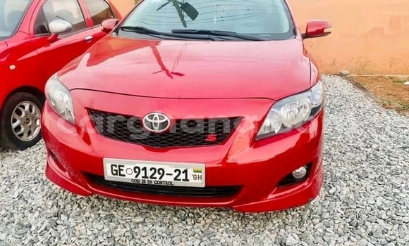 Sayi Na hannu Toyota Corolla Red Mota in Accra a Greater Accra