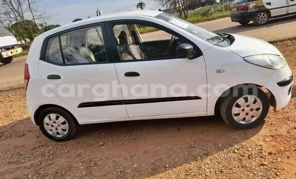 Ra Àlòkù Kia Picanto funfun Ọkọ̀ in Berekum ni Brong-Ahafo Ra Àlòkù Kia Picanto funfun Ọkọ̀ in Berekum ni Brong-Ahafo