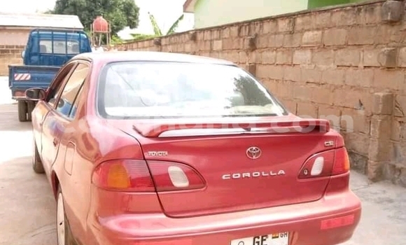 Ra Àlòkù Toyota Corolla Red Ọkọ̀ in Berekum ni Brong-Ahafo Ra Àlòkù Toyota Corolla Red Ọkọ̀ in Berekum ni Brong-Ahafo