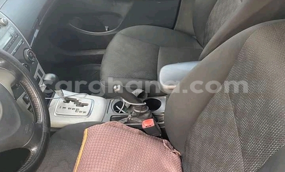 Ra Àlòkù Toyota Corolla Silver Ọkọ̀ in Berekum ni Brong-Ahafo Ra Àlòkù Toyota Corolla Silver Ọkọ̀ in Berekum ni Brong-Ahafo