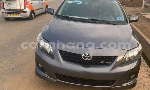 Ra Àlòkù Toyota Corolla Silver Ọkọ̀ in Berekum ni Brong-Ahafo Ra Àlòkù Toyota Corolla Silver Ọkọ̀ in Berekum ni Brong-Ahafo