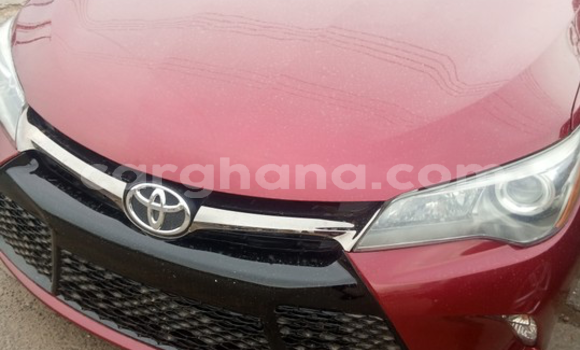Ra Àlòkù Toyota Camry Red Ọkọ̀ in Tema ni Greater Accra
