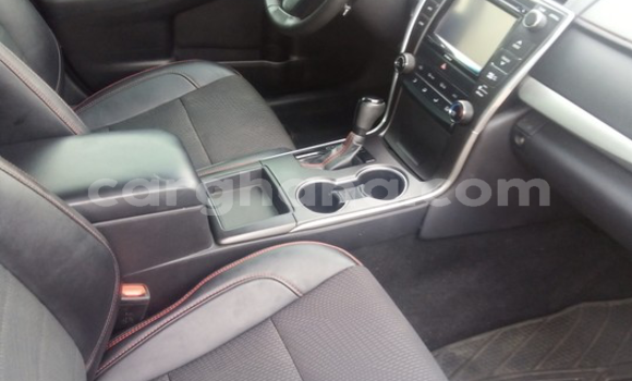Ra Àlòkù Toyota Camry Red Ọkọ̀ in Tema ni Greater Accra Ra Àlòkù Toyota Camry Red Ọkọ̀ in Tema ni Greater Accra
