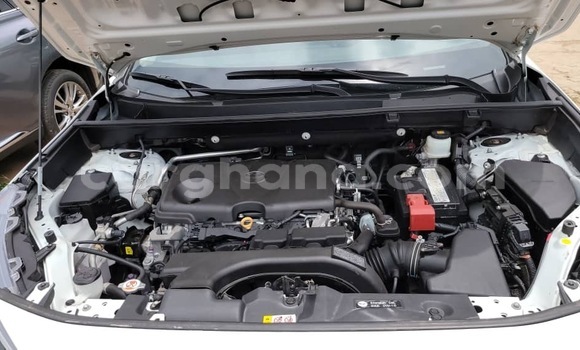 Buy Used Toyota RAV4 White Car in Tema in Greater Accra Buy Used Toyota RAV4 White Car in Tema in Greater Accra