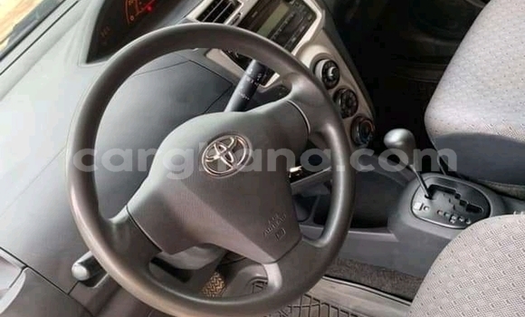 Ra Àlòkù Toyota Yaris Red Ọkọ̀ in Accra ni Greater Accra Ra Àlòkù Toyota Yaris Red Ọkọ̀ in Accra ni Greater Accra