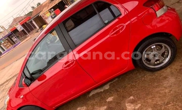 Ra Àlòkù Toyota Yaris Red Ọkọ̀ in Accra ni Greater Accra Ra Àlòkù Toyota Yaris Red Ọkọ̀ in Accra ni Greater Accra