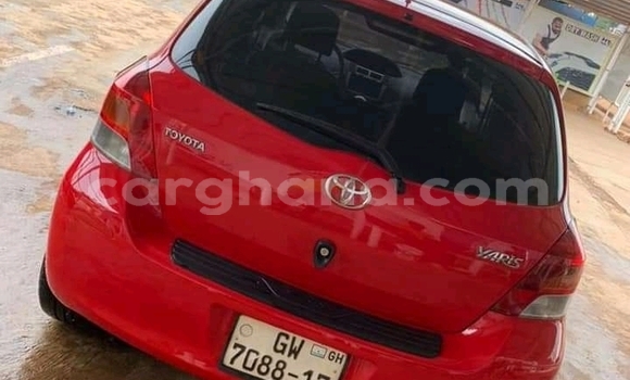 Ra Àlòkù Toyota Yaris Red Ọkọ̀ in Accra ni Greater Accra Ra Àlòkù Toyota Yaris Red Ọkọ̀ in Accra ni Greater Accra