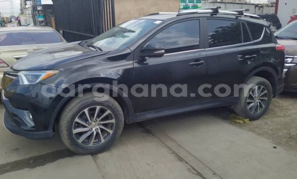 Sayi Na hannu Toyota RAV4 Black Mota in Tema a Greater Accra Sayi Na hannu Toyota RAV4 Black Mota in Tema a Greater Accra