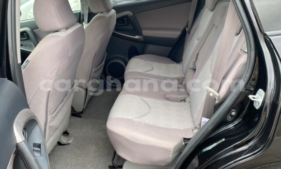 Sayi Na hannu Toyota RAV4 Black Mota in Tema a Greater Accra Sayi Na hannu Toyota RAV4 Black Mota in Tema a Greater Accra