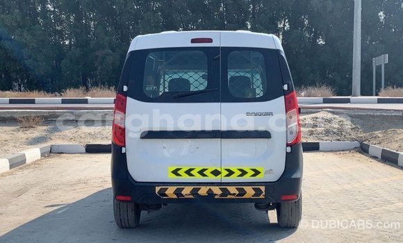 Ra Imported Renault 19 funfun Ọkọ̀ in Import - Dubai ni Ashanti Ra Imported Renault 19 funfun Ọkọ̀ in Import - Dubai ni Ashanti