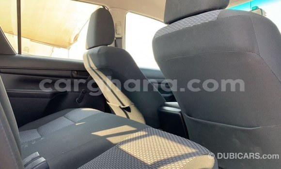 Ra Imported Toyota Hilux funfun Ọkọ̀ in Import - Dubai ni Ashanti Ra Imported Toyota Hilux funfun Ọkọ̀ in Import - Dubai ni Ashanti