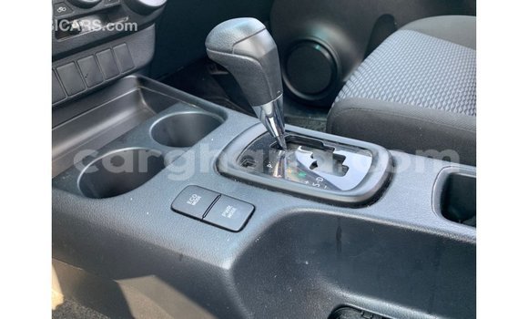Ra Imported Toyota Hilux funfun Ọkọ̀ in Import - Dubai ni Ashanti Ra Imported Toyota Hilux funfun Ọkọ̀ in Import - Dubai ni Ashanti
