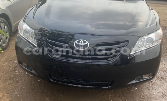 Ra Àlòkù Toyota Camry Black Ọkọ̀ in Tema ni Greater Accra