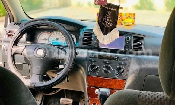 Ra Àlòkù Toyota Corolla funfun Ọkọ̀ in Accra ni Greater Accra Ra Àlòkù Toyota Corolla funfun Ọkọ̀ in Accra ni Greater Accra