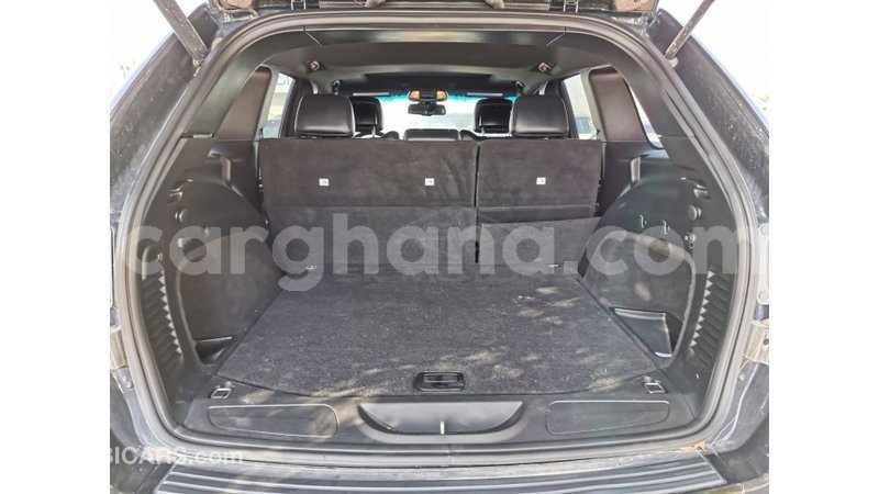 Big with watermark jeep grand cherokee ashanti import dubai 39899