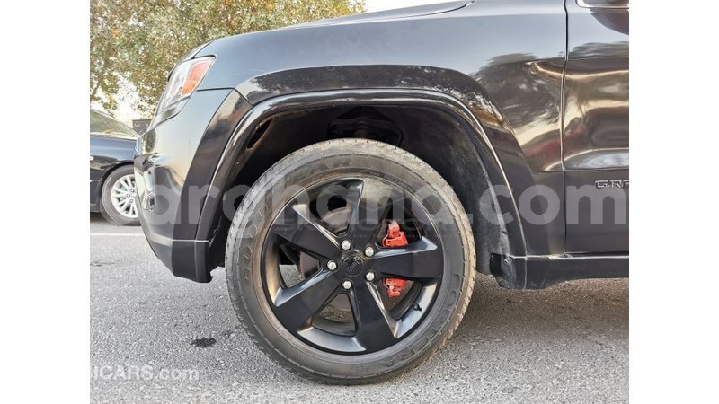 Big with watermark jeep grand cherokee ashanti import dubai 39899