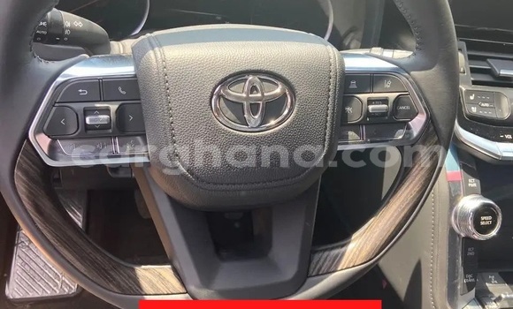 Buy New Toyota Land Cruiser Silver Car in Accra in Greater Accra Buy New Toyota Land Cruiser Silver Car in Accra in Greater Accra