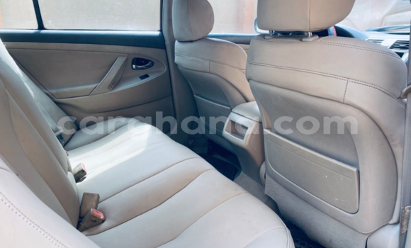 Sayi Na hannu Toyota Camry Blue Mota in Tema a Greater Accra Sayi Na hannu Toyota Camry Blue Mota in Tema a Greater Accra