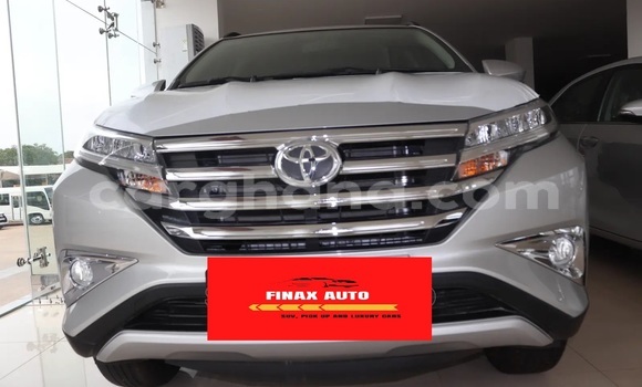 Ra Tuntun Toyota Rush Silver Ọkọ̀ in Accra ni Greater Accra