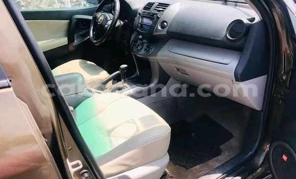 Ra Àlòkù Toyota RAV4 Miiran Ọkọ̀ in Accra ni Greater Accra Ra Àlòkù Toyota RAV4 Miiran Ọkọ̀ in Accra ni Greater Accra