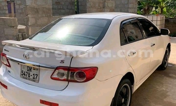 Buy Used Toyota Corolla White Car in Accra in Greater Accra