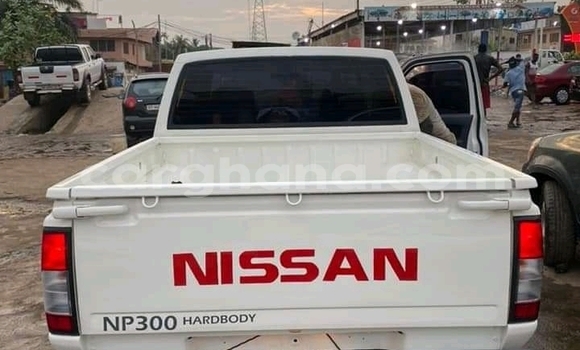 Sayi Na hannu Nissan Hardbody Sauran Mota in Accra a Greater Accra Sayi Na hannu Nissan Hardbody Sauran Mota in Accra a Greater Accra