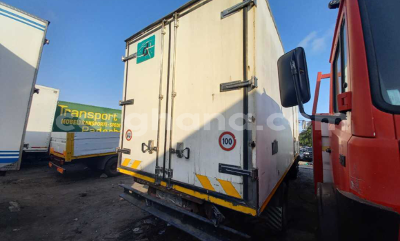 Buy Used Mercedes‒Benz 250 White Car in Tema in Greater Accra Buy Used Mercedes‒Benz 250 White Car in Tema in Greater Accra