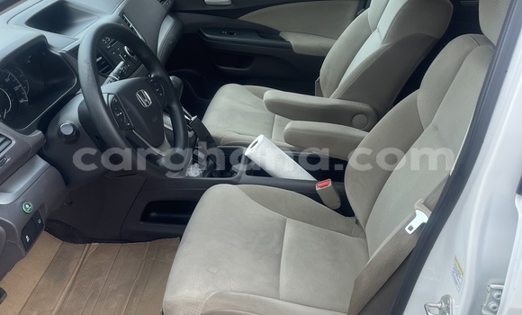 Ra Àlòkù Honda CR–V funfun Ọkọ̀ in Accra ni Greater Accra Ra Àlòkù Honda CR–V funfun Ọkọ̀ in Accra ni Greater Accra