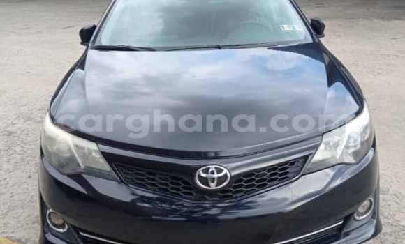Ra Àlòkù Toyota Camry Black Ọkọ̀ in Tema ni Greater Accra
