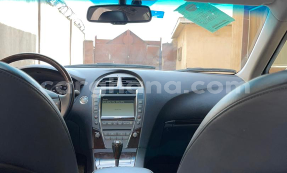 Buy Used Lexus ES Silver Car in Tema in Greater Accra Buy Used Lexus ES Silver Car in Tema in Greater Accra
