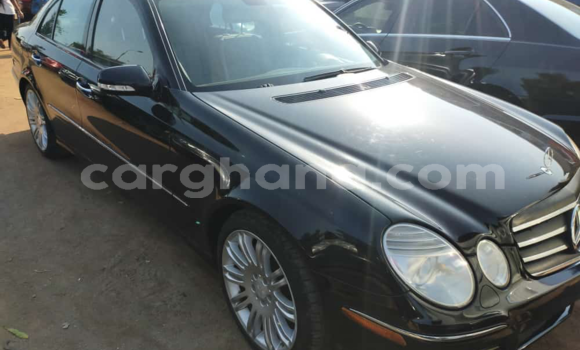 Ra Àlòkù Mercedes‒Benz E–Class Black Ọkọ̀ in Tema ni Greater Accra